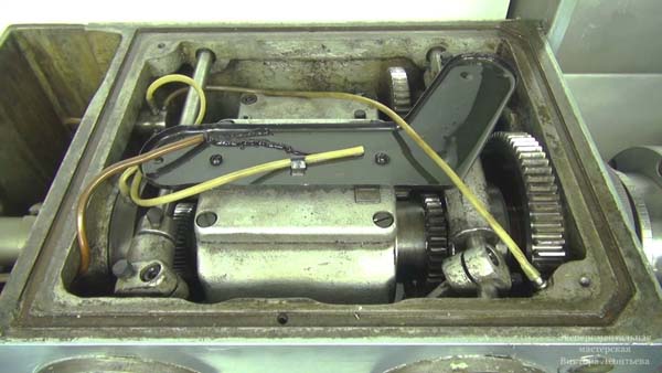 1И611П Передня бабка токарно-гвинторізного верстата 1И611П